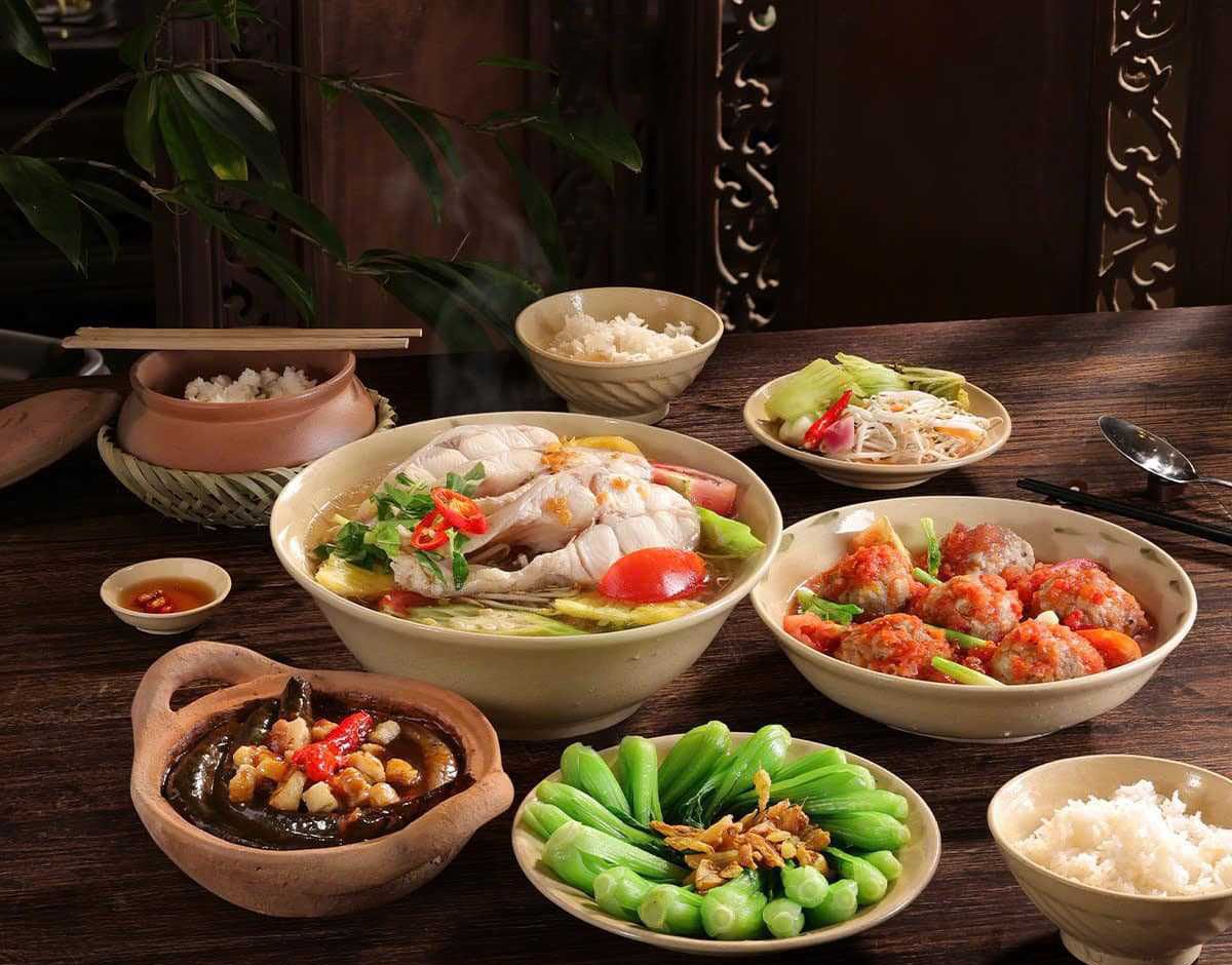 Cơm niêu Cao Phát Long Khánh