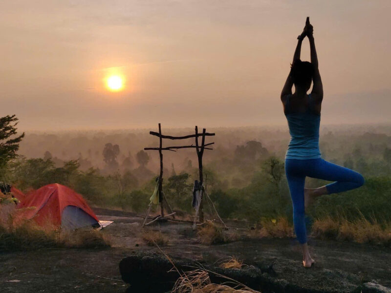 Thức dậy sớm Tập Yoga & đón bình minh tại KDL Thác Mai
